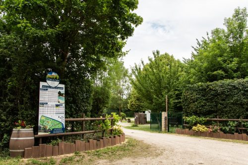 Camping Sites Et Paysages La Vallée Des Vignes